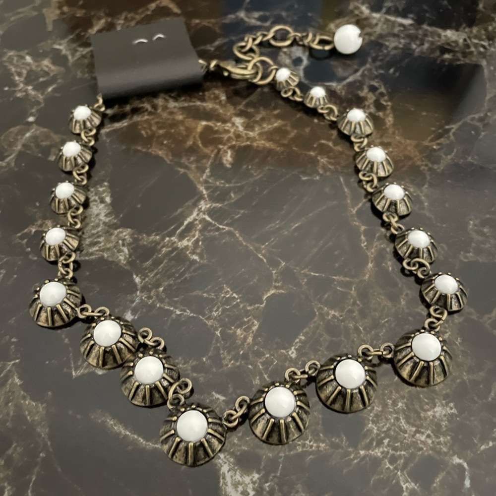 Beaded necklace